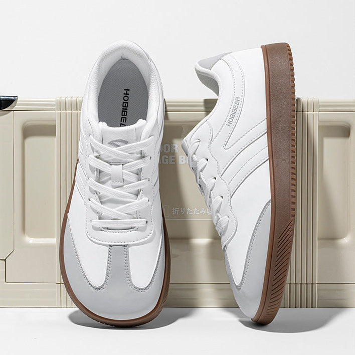 Lässige Sneaker mit flacher Sohle