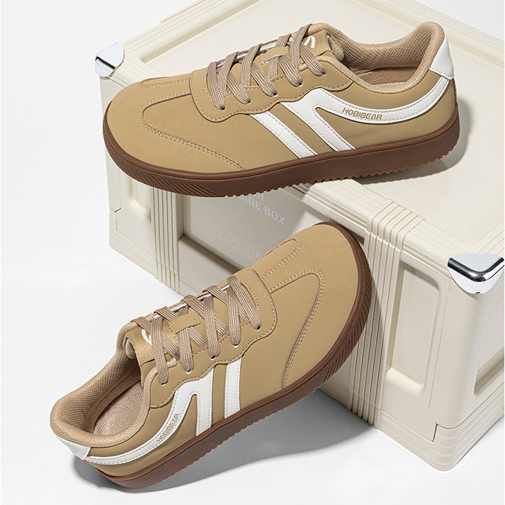 Lässige Sneaker mit flacher Sohle