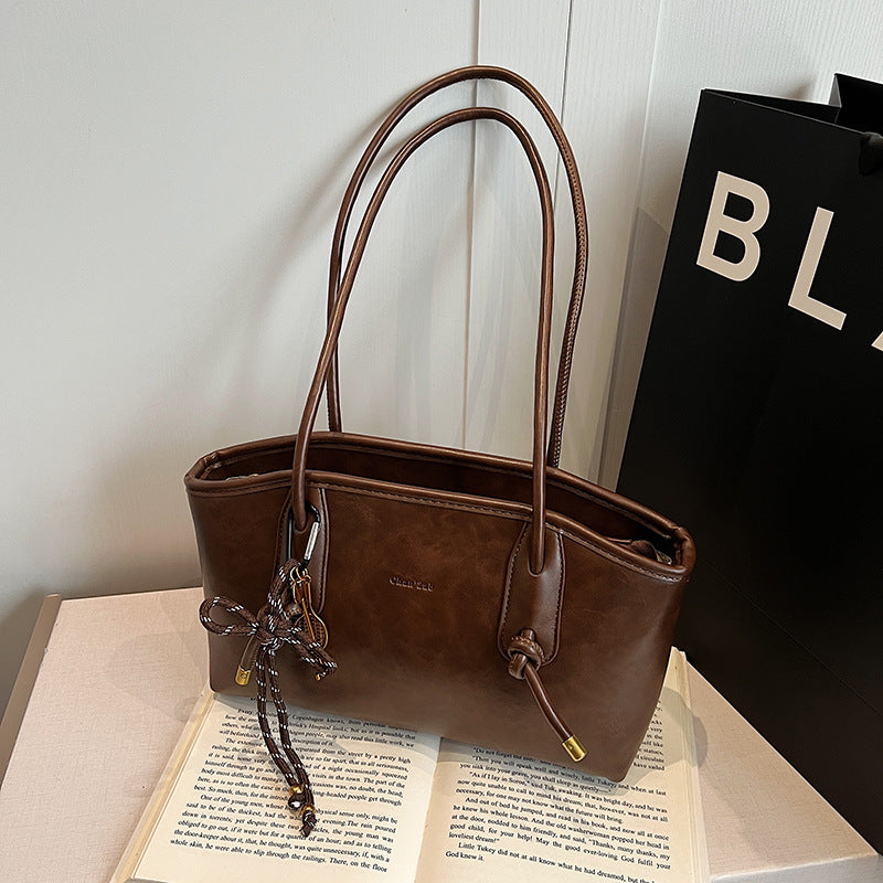 Einfarbige Hobo-Schultertasche