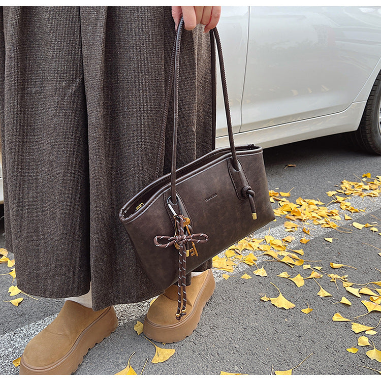 Einfarbige Hobo-Schultertasche