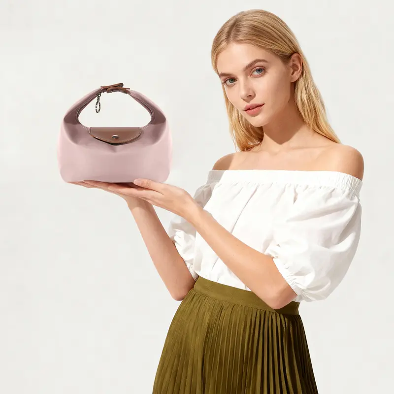 💗Heute 30% Rabatt💗Modische Leichte Halbmondtasche aus Nylon