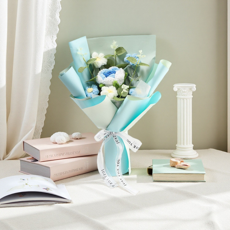 Handgefertigter Gehäkelter Blumenstrauß