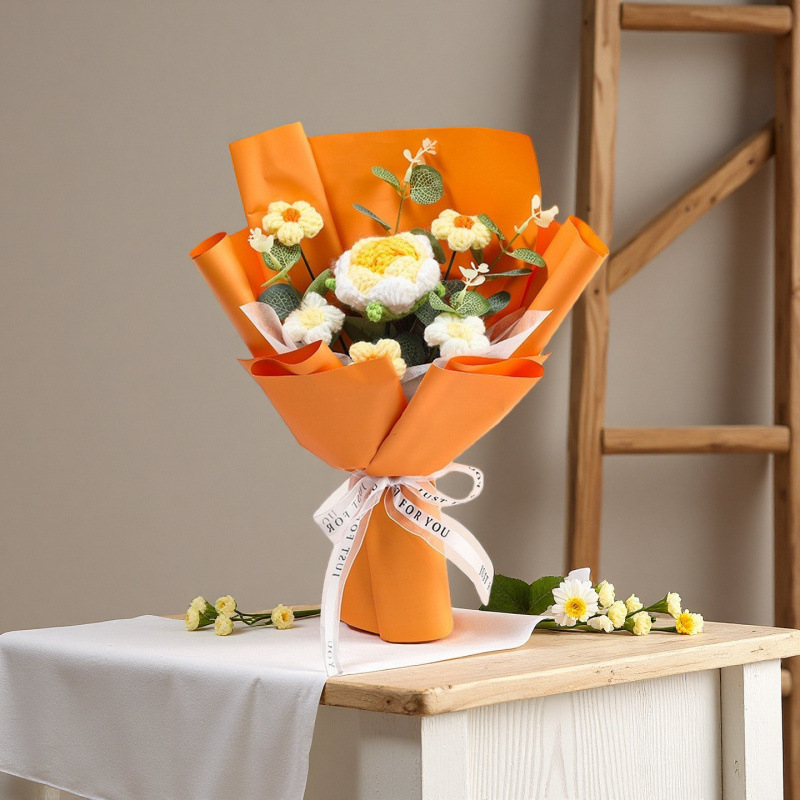 Handgefertigter Gehäkelter Blumenstrauß