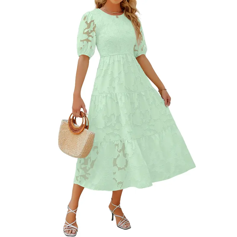 Langes Kleid mit Puffärmeln