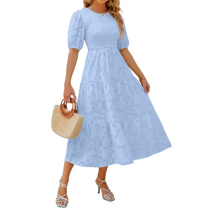 Langes Kleid mit Puffärmeln