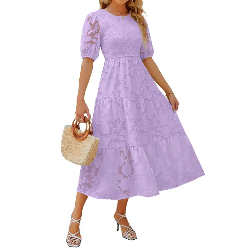 Langes Kleid mit Puffärmeln