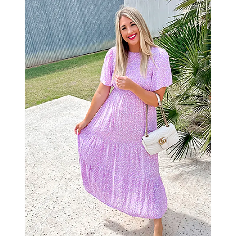 Geblümtes Gesmoktes Fließendes Maxikleid