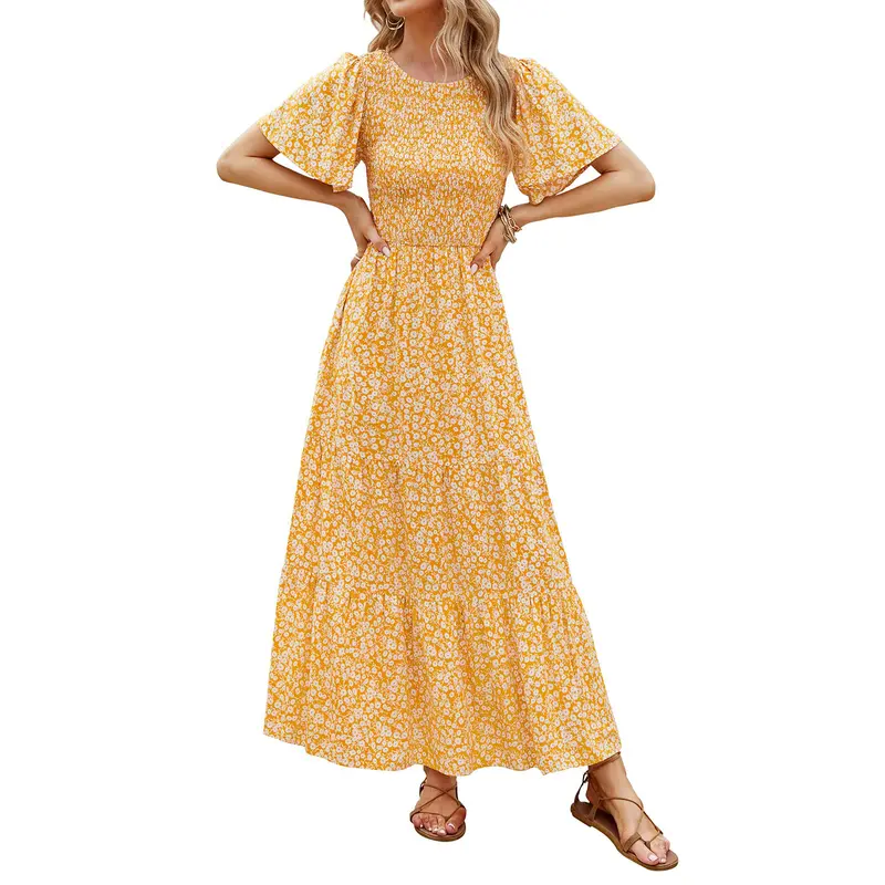 Geblümtes Gesmoktes Fließendes Maxikleid