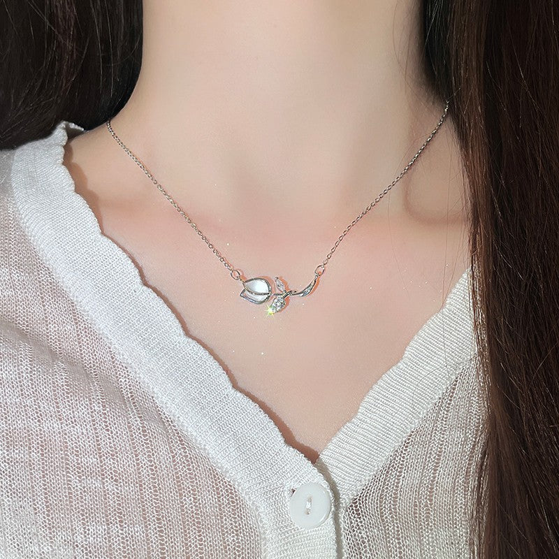 „Ewiger Garten“ Tulpen-Halskette