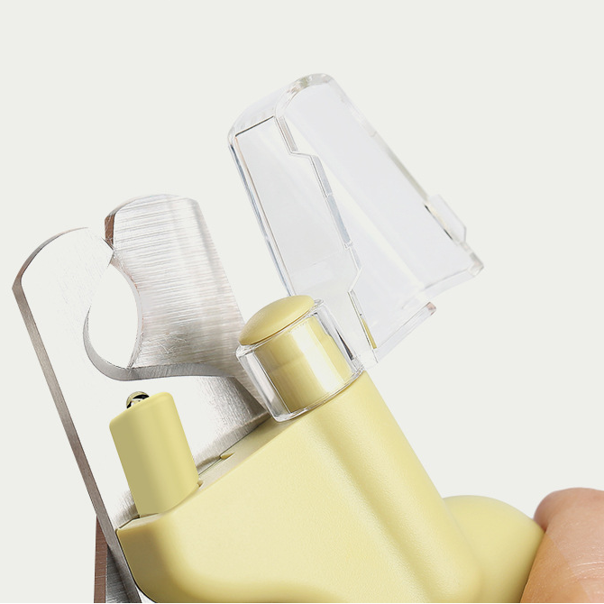 Nagelknipser mit LED-Licht